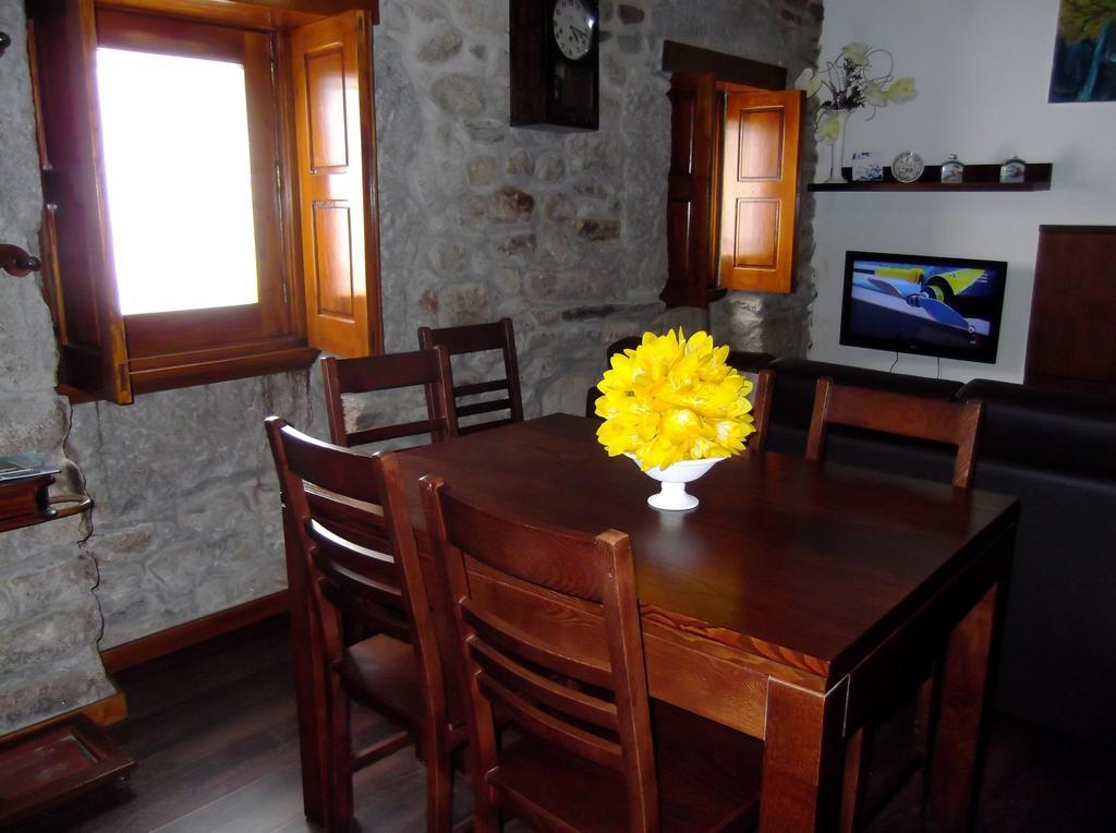 Casa Do Pelourinho Βίλα Rebordainhos Εξωτερικό φωτογραφία